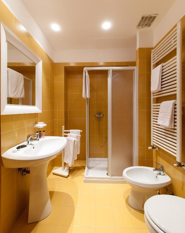 Lake House La Gemma Riva del Garda Room photo